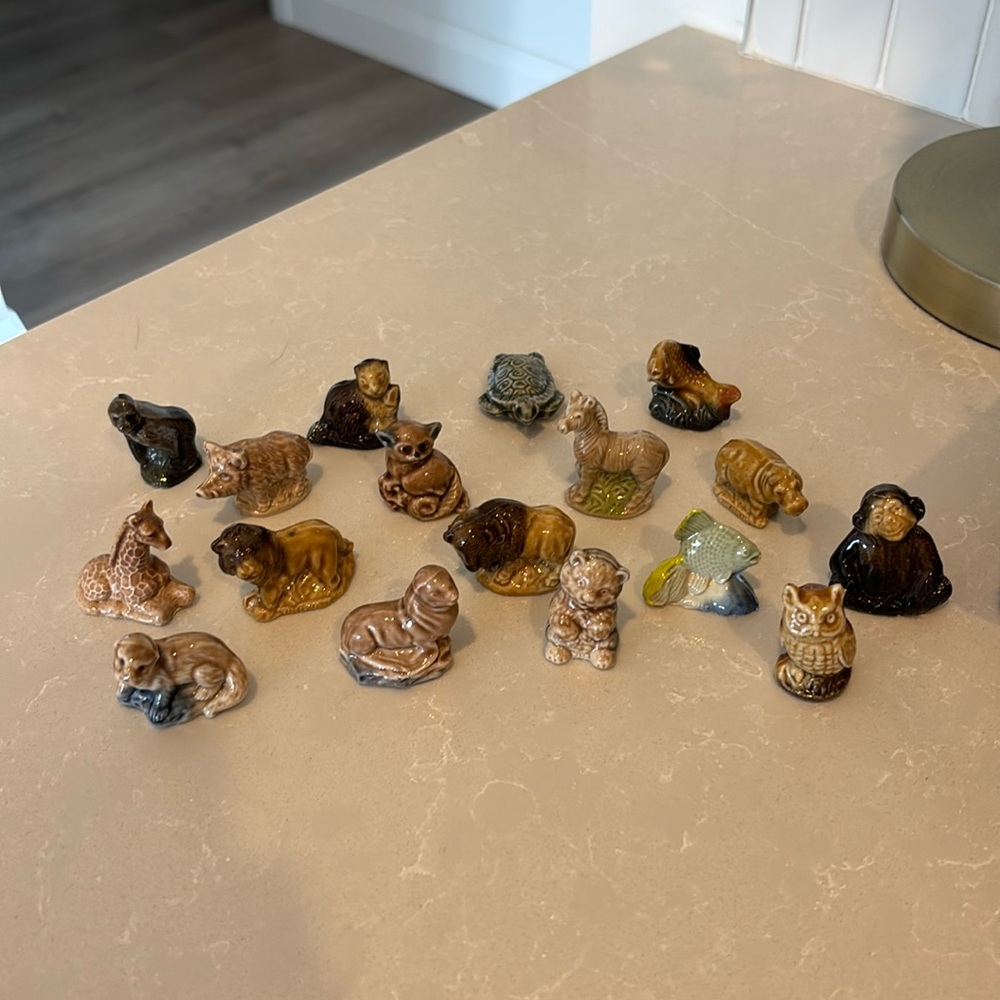 Vintage Wade Whimsies Animal lot of 17
